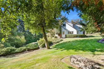 Side lawn