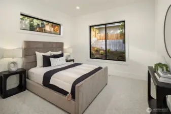 Spacious Main Floor en-suite