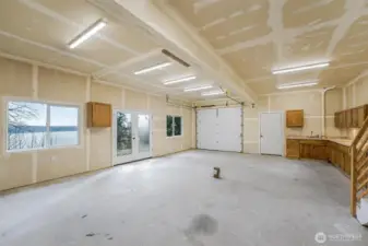 Large and spacious, imagine the possibilities.