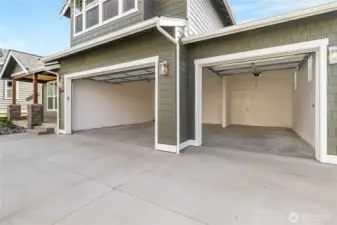 3-car garage