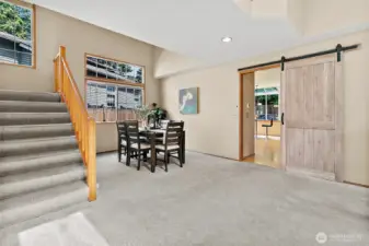 Open to formal dining
