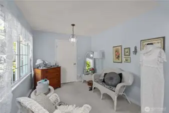 Primary Bedroom Dressing/Sitting Area