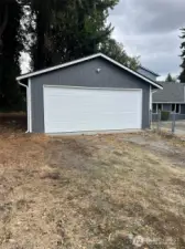Detached garage