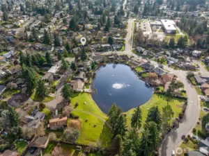 Great location in Twin Lakes, near Olympic View elementary, Decatur High and EZ access to 320th, I5 and Federal Way shops and restaurants.