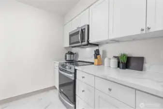 plenty of countertop space