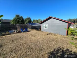 South-Facing Back Yard