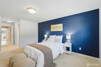 Spacious ensuite No.1