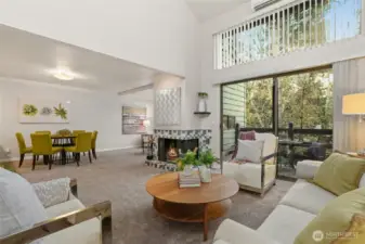 Welcome home to such a great floor plan on urban Lake Bellevue, close to downtown Bellevue, close to 2 Link light rail stations