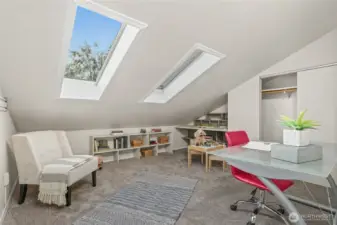 This condo has fully finished fantastic flex room great for home office, kids play, library etc providing even more living options for this close in condo