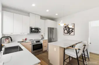 Room to eat breakfast on the go.