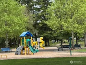 Beckonridge community park includes a playground, a cabana with grills/picnic tables and play fields.