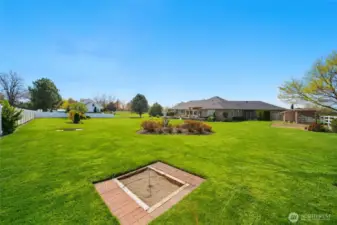 Horseshoe Pits