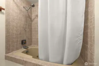 Jetted Soaking Tub