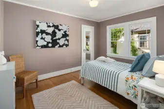 Bedroom 2 (Main Floor)