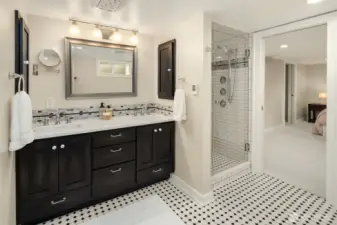 Full Bathroom (Lower Level)