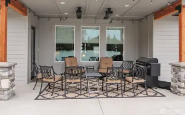 COVERED PATIO WITH HEATERS