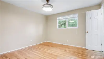 Welcome to the primary bedroom!