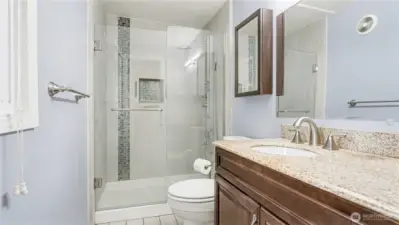 3/4 en-suite bathroom with all the necessities!