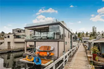 Room for all your water toys!  You can put the boat on this side instead if you prefer it to the front door side.