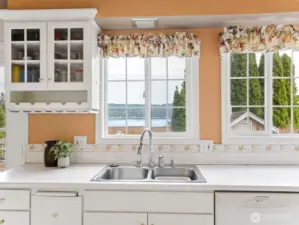 The kitchen also has a great view!