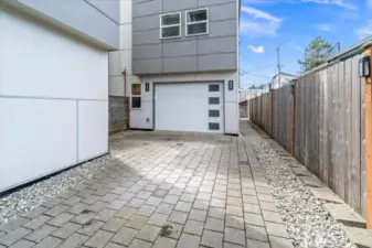 1 car garage