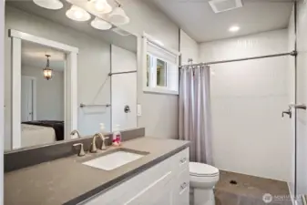 Addtl Living Space Bath