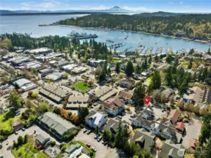 Looking south you can see Eagle Harbor and majestic Mt Rainier in the distance.