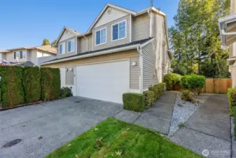 This townhouse awaits you! Welcome to 12507 64th Ave E, Puyallup