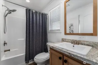 Full Bathroom.
