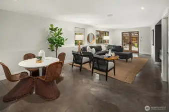 Family Room (Lower Level)