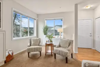 Tall ceilings upon entry