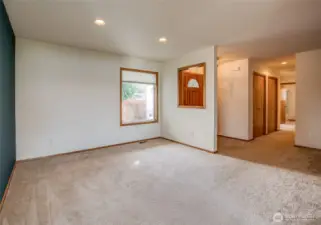 Dining room area, cont.