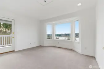 Second floor guest bedroom 1