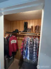 Walk-in Closet, Primary