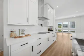 Light and bright Kitchen