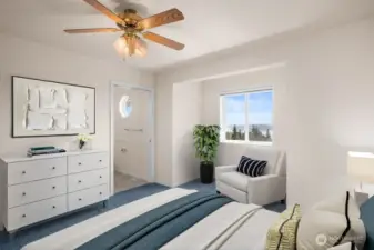 Upstairs Guest Bedroom with another Ensuite 3/4 Bathroom