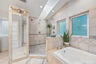 Massive shower w/multiple shower heads