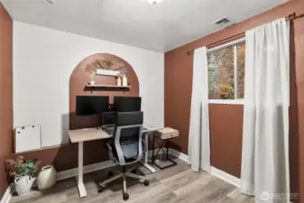 Another office pic showing large window.