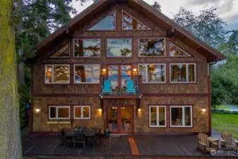 Looking from the water side of the home you can see how incredible the window configuration is.