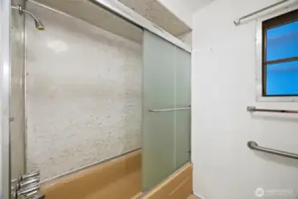Full bathroom.