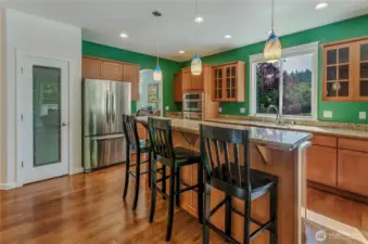 Breakfast bar and pantry!