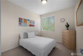 2nd bedroom with large closet.