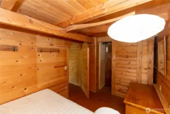 Bonus room