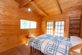 Upper primary bedroom