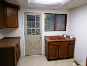 Laundry Room also doubles as a mud room and has it own access to the deck and lots of scenery.