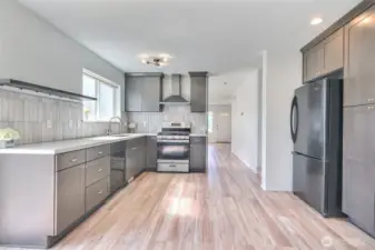 Fully remodeled kitchen cabinets and floors