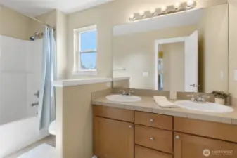 Main Bathroom with dual vanity