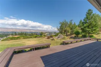 View Deck for Entertaining