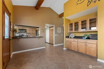 Dining Room w/Builtin Storage
