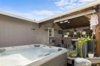 Hot tub and still be part of the conversation on the deck!